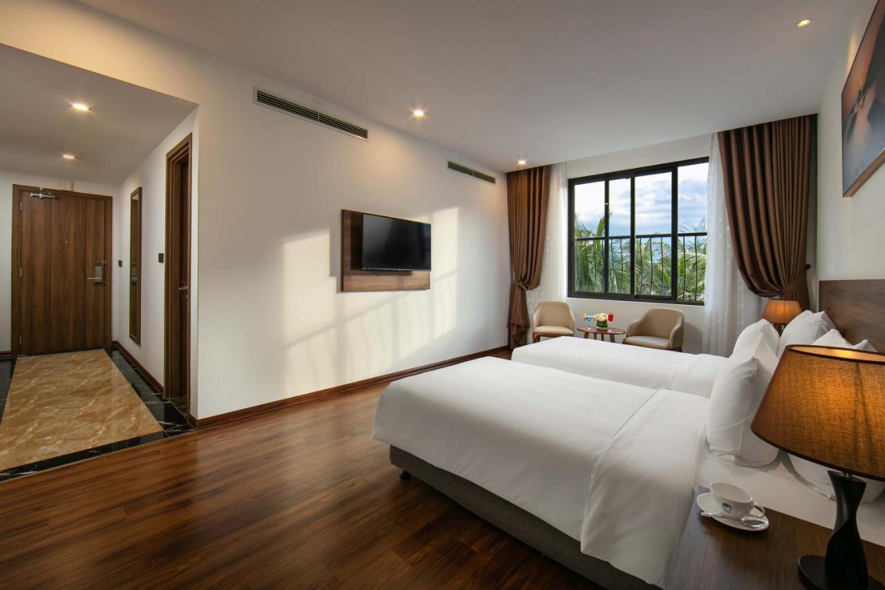 Nesta Hotel Дананг Екстер'єр фото